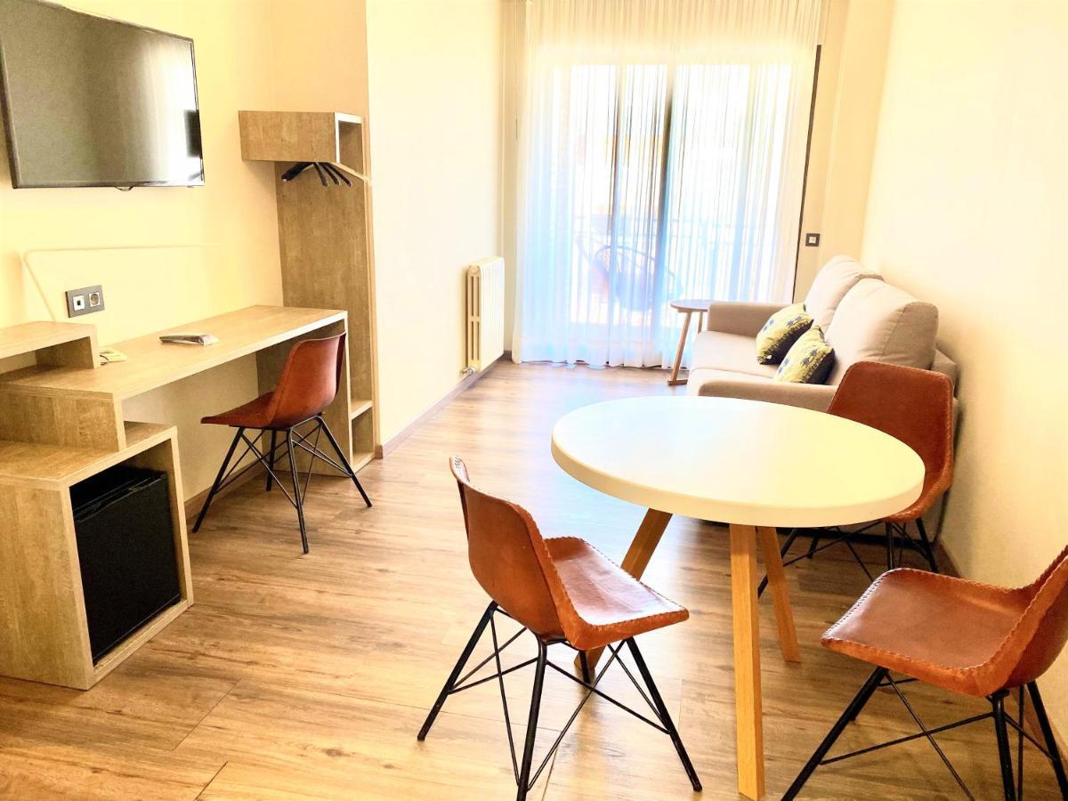 Hotel Dos Rios Central Aínsa Dış mekan fotoğraf
